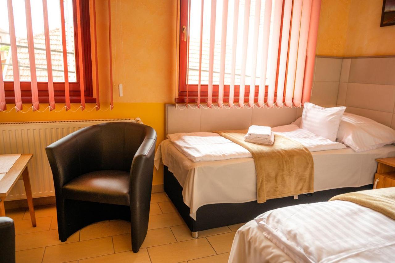 Apartment Babilon Szallas De Luxe Gyula